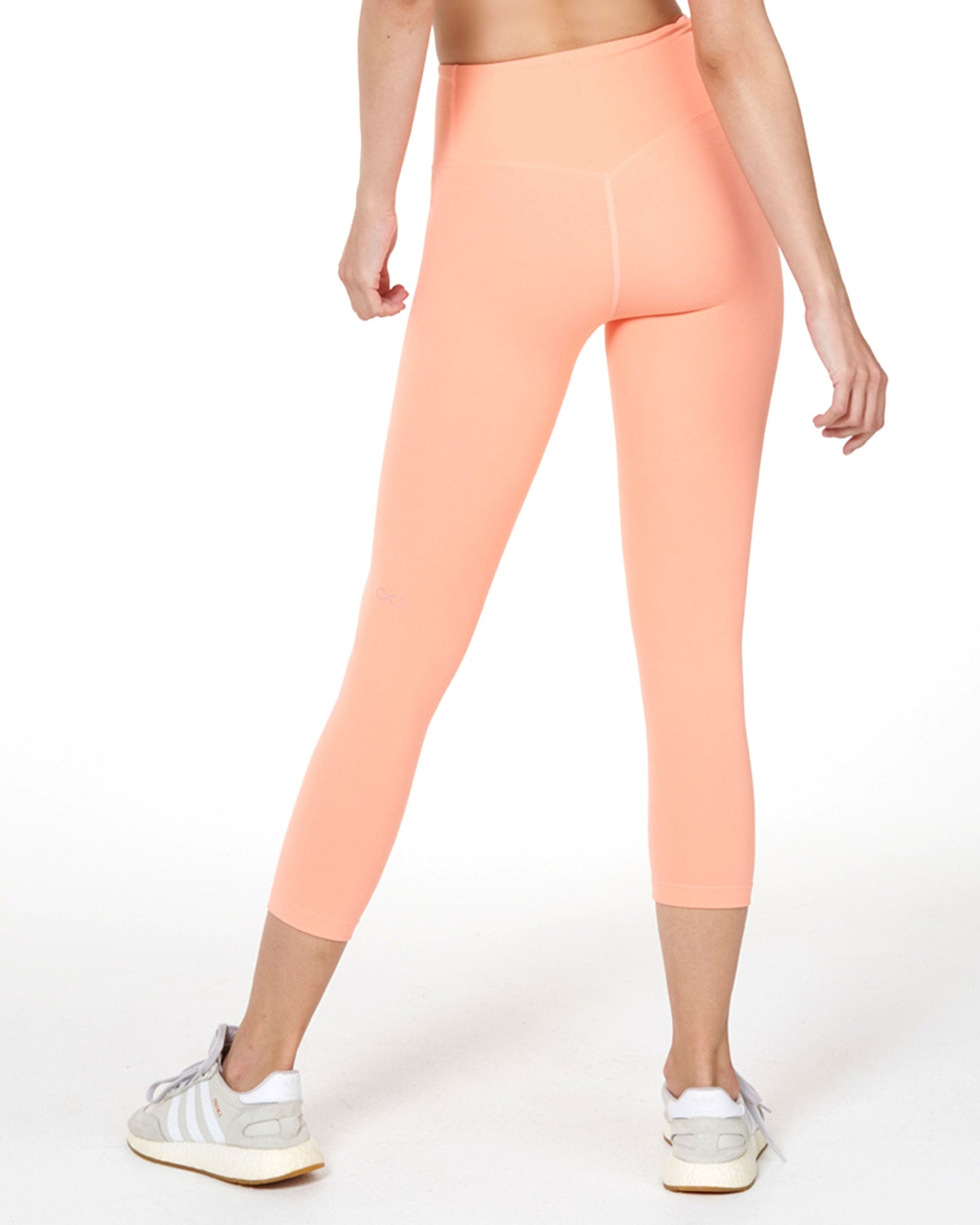 Hybrid Capri Legging