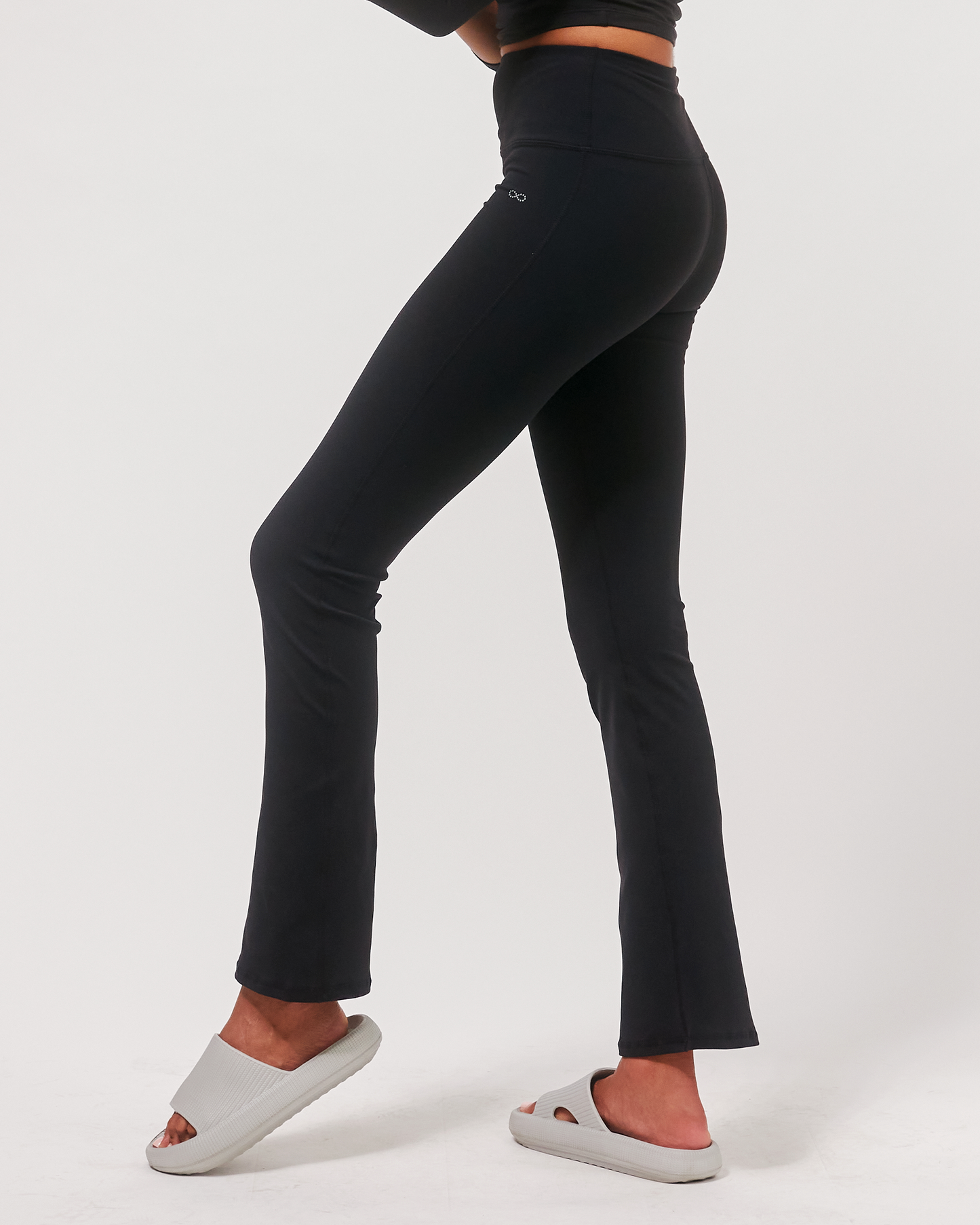 Lexi Bootcut Legging